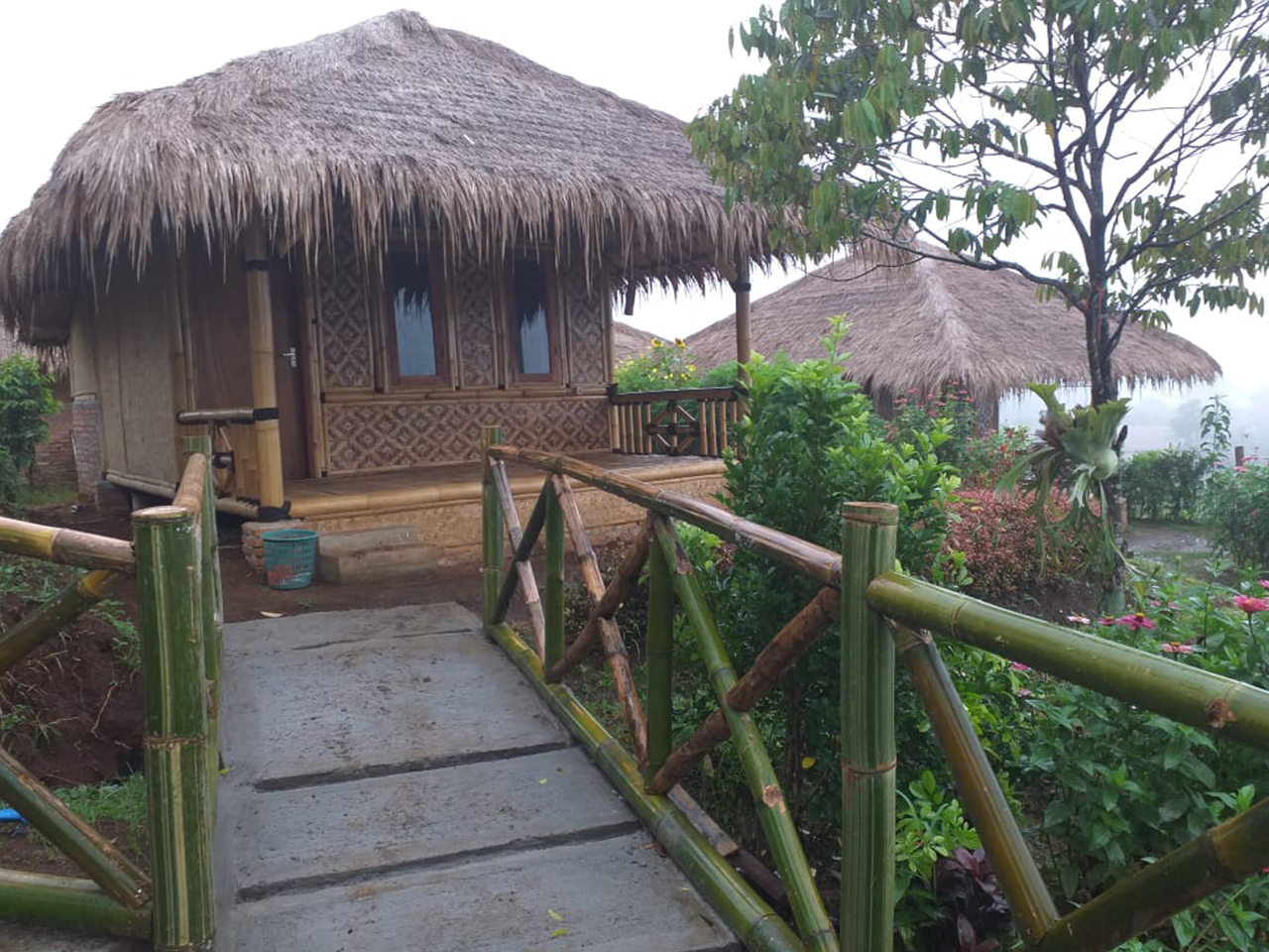 PONDOKAN BAMBU2