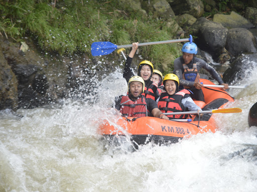 WhatsApp Image 2025-04-19 at 12.17.21 WhatsApp Image 2025-04-19 at 12.17.21